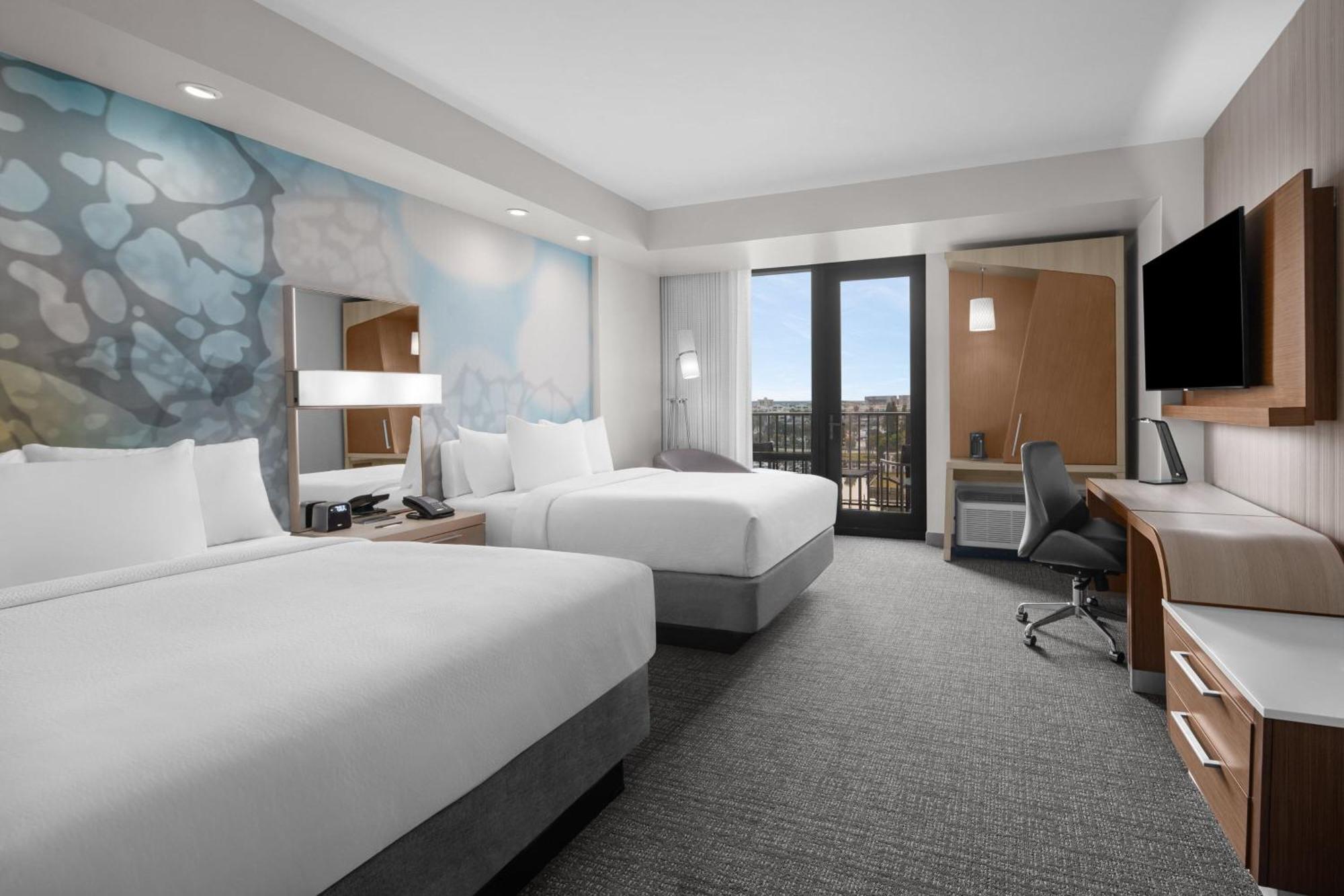 Courtyard By Marriott Clearwater Beach Buitenkant foto
