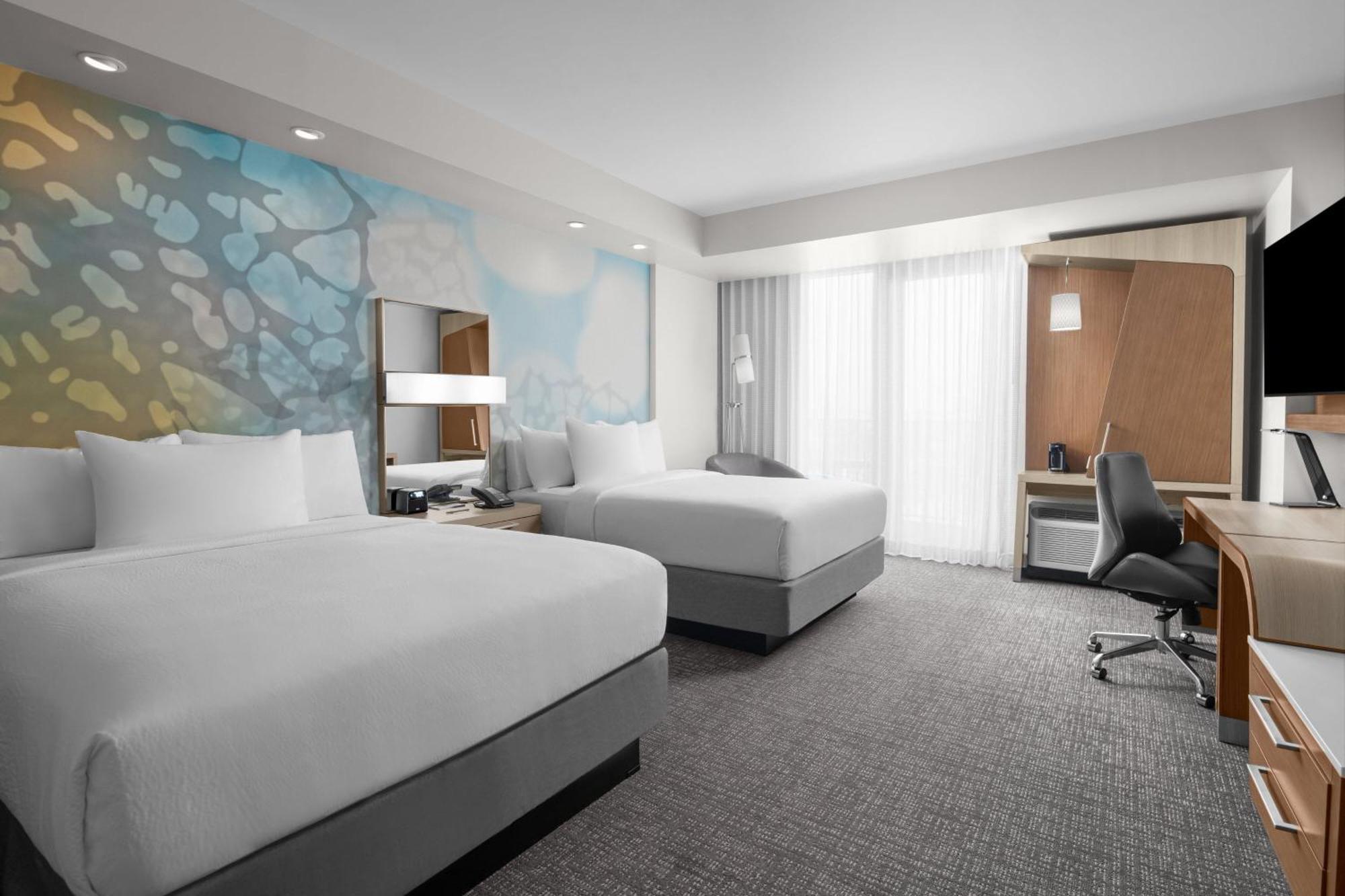 Courtyard By Marriott Clearwater Beach Buitenkant foto